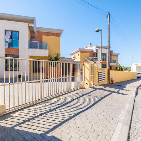 Cozy Villa With Pool And Barbecue Albufeira Kültér fotó