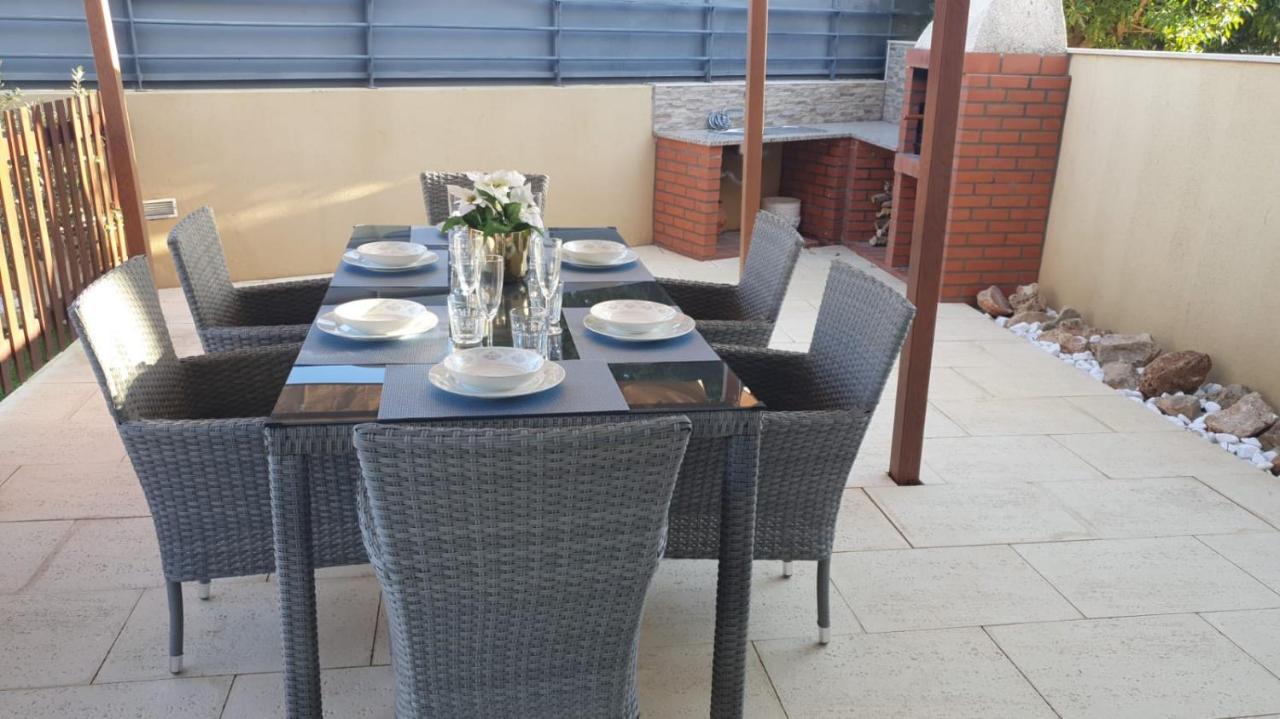 Cozy Villa With Pool And Barbecue Albufeira Kültér fotó